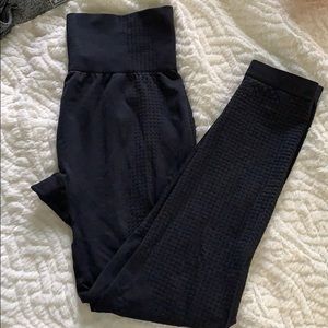 High waisted leggings